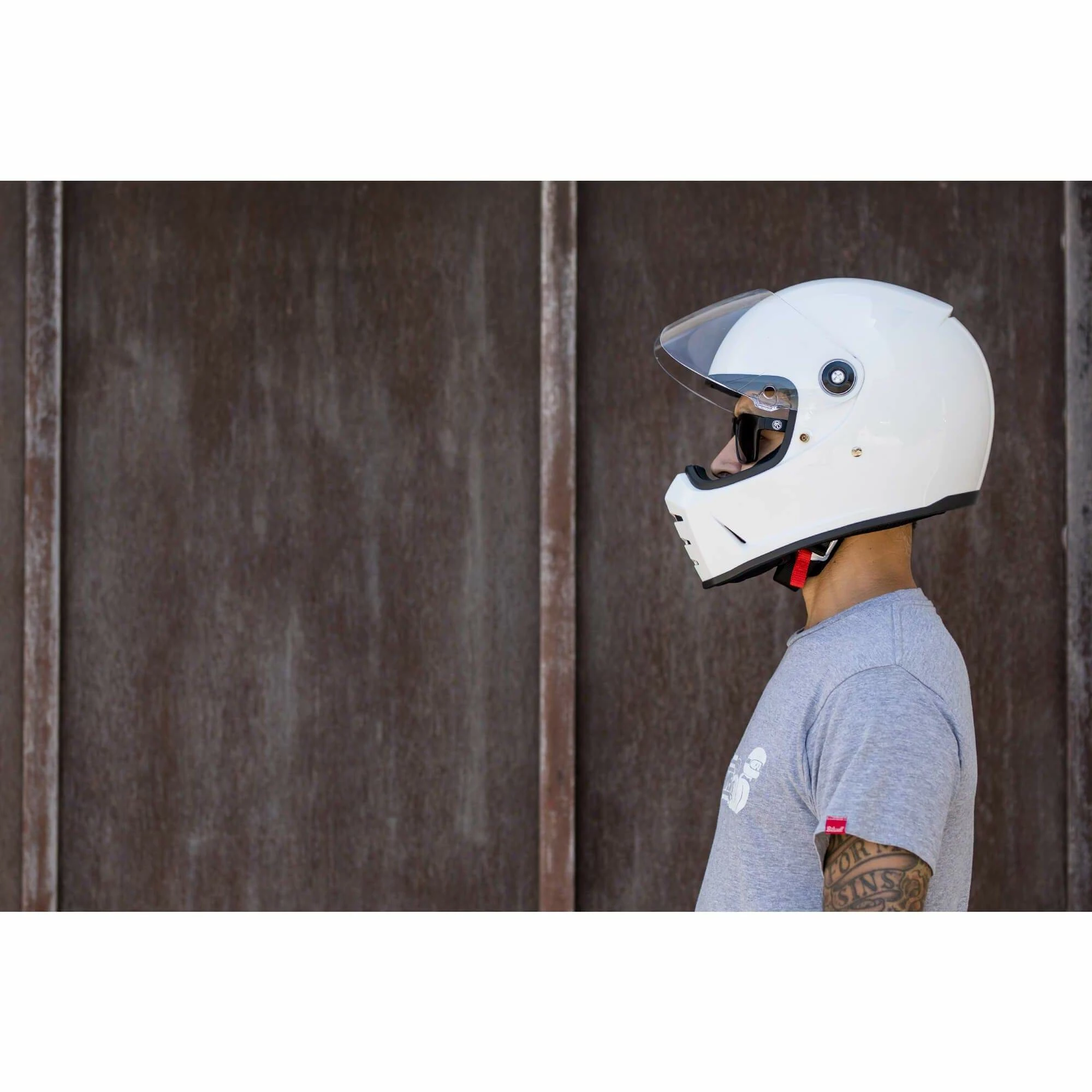 Biltwell Lane Splitter DOT/ECE Approved Full Face Helmet - Gloss White - Image 10