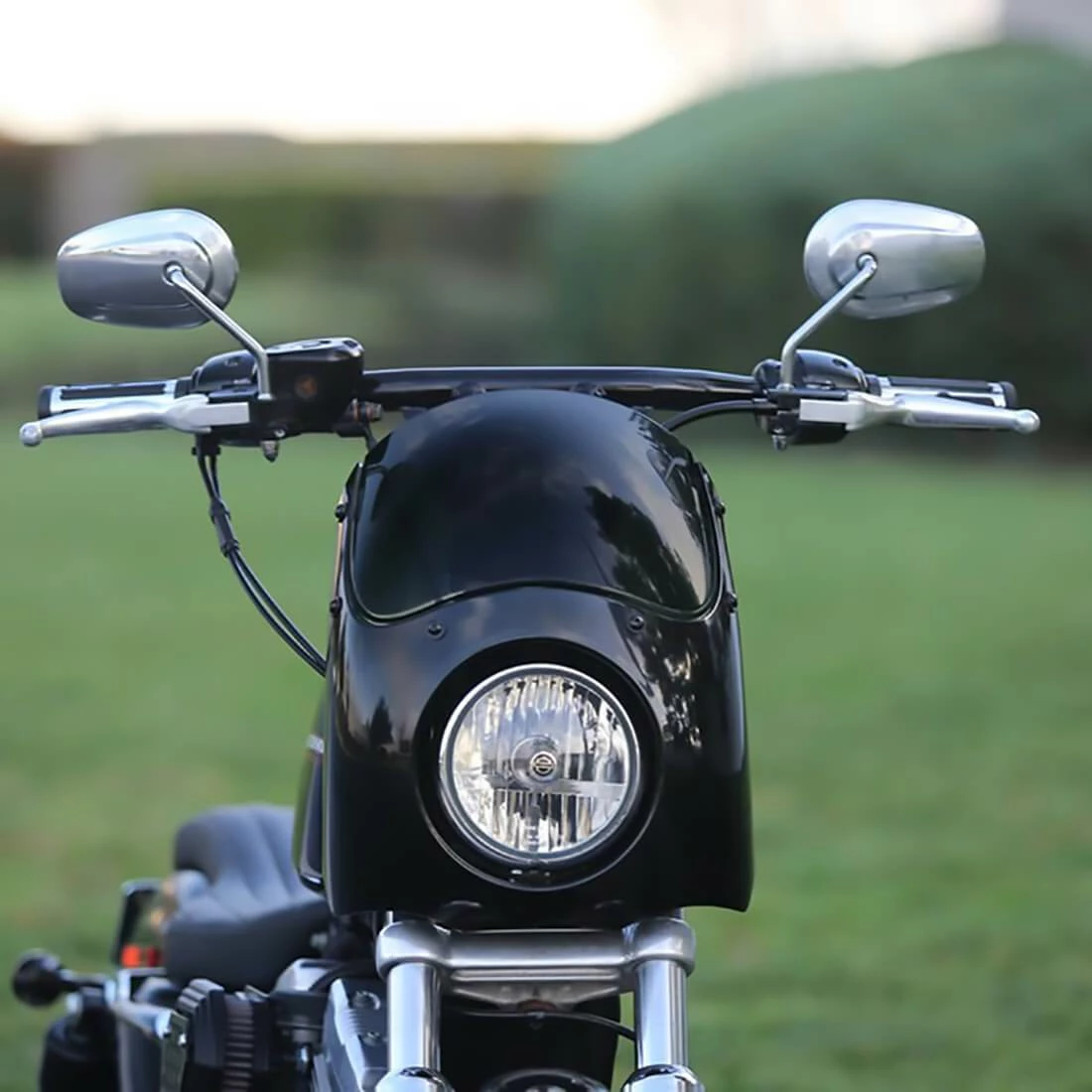 Burly Brand Outlaw Fairing - Universal Mount Fits 35-49mm Forks 2 Burly Brand Outlaw Fairing - Universal Mount Fits 35-49mm Forks - Image 2