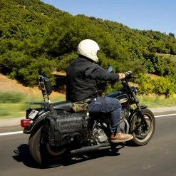 Biltwell EXFIL-36 Saddlebags - Black 36 Biltwell EXFIL-36 Saddlebags - Black -Biltwell Shop 013110 Biltwell Exfil 36 Saddlebags APP 1