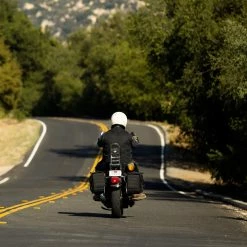 Biltwell EXFIL-36 Saddlebags - Black 37 Biltwell EXFIL-36 Saddlebags - Black -Biltwell Shop 013110 Biltwell Exfil 36 Saddlebags APP 2