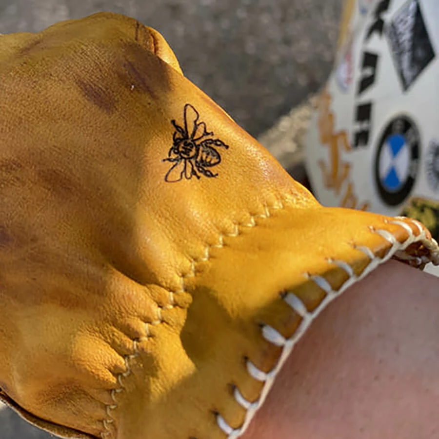 MotoStuka Womens Shanks Gloves - Honeybee 10 MotoStuka Womens Shanks Gloves - Honeybee - Image 10
