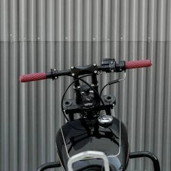 Biltwell Torker TPV Grips - Oxblood - 1 Inch -Biltwell Shop APP Torker Oxblood1in 3